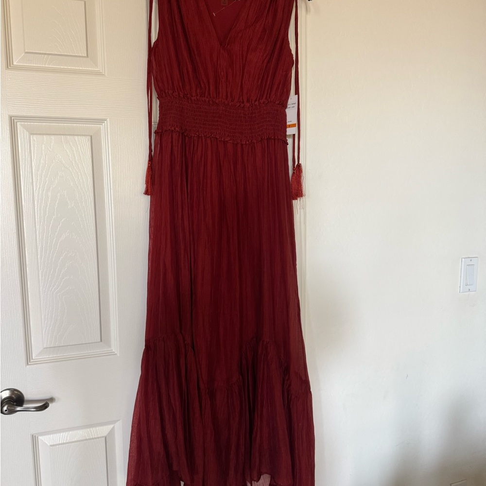 NWT Women's Taylor Smocked Empire Waist Midi Dress SIZE Small Auburn color - Picture 1 of 15